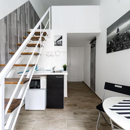 Rio'S Stylish Central Flats Budapest Exteriör bild